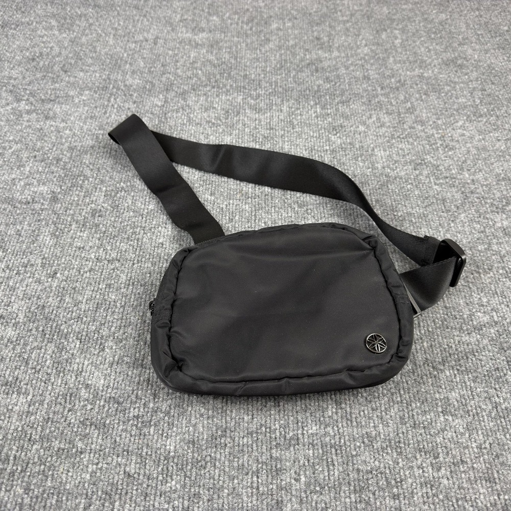 Gaiam Belt Bag Unisex Small Black Nylon Fanny Pack Adjustable Zip Pockets